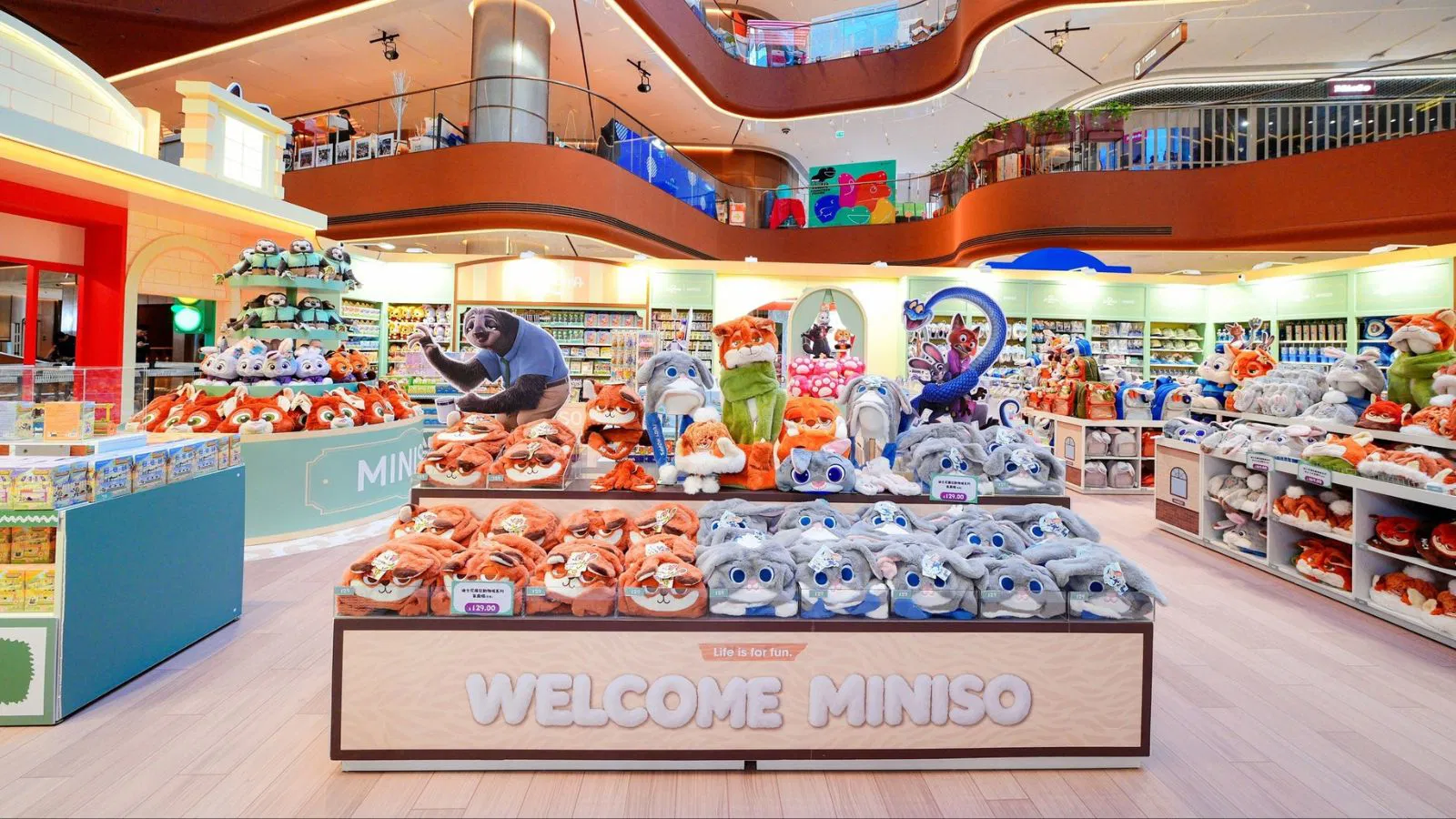MINISO x Zootopia showcase