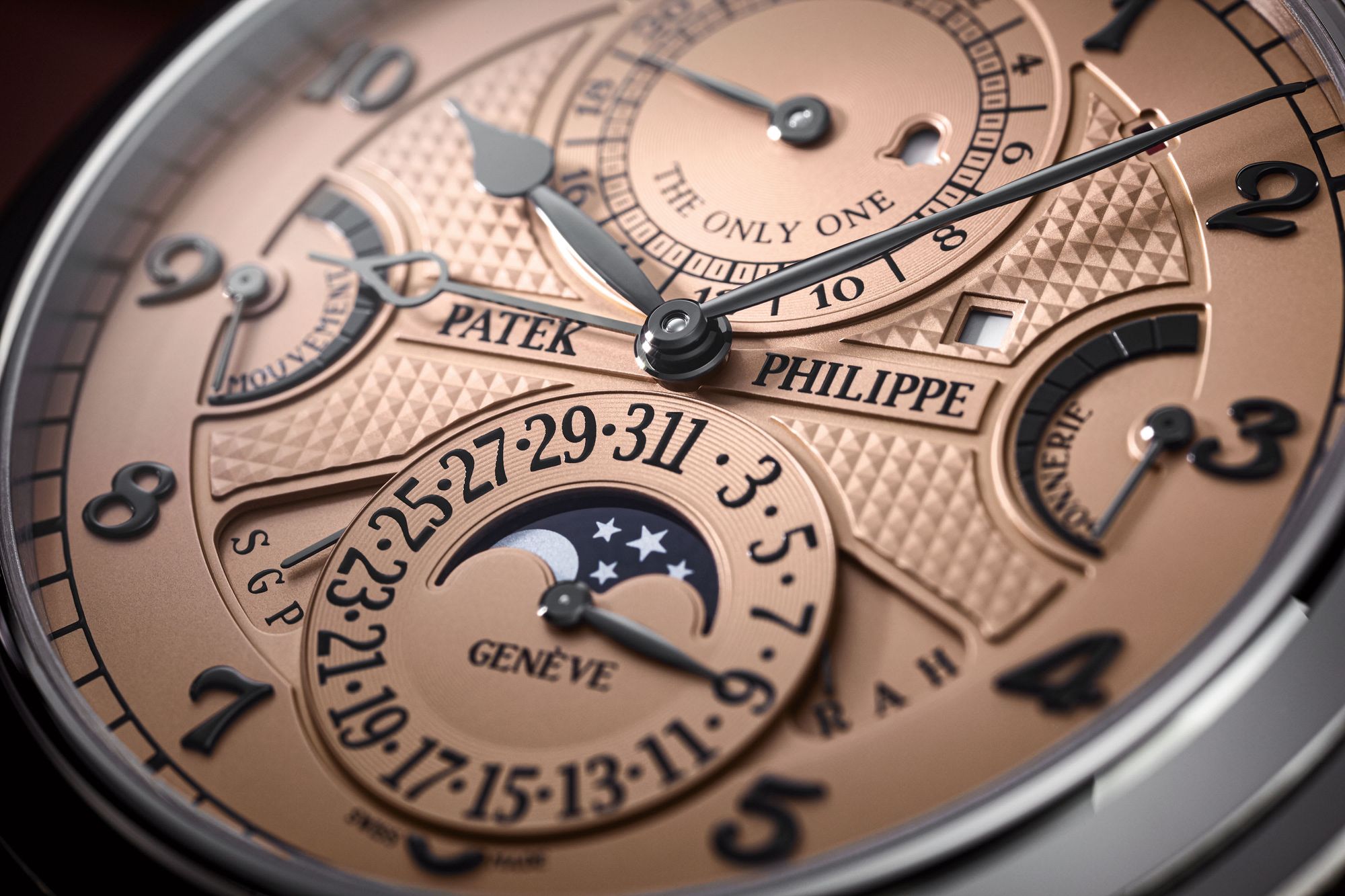 Luxury media on ContentGrow are seeking stories on watches and jewelry