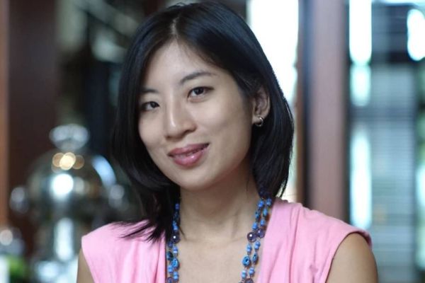 How to manage boundaries and expectations with clients: an interview with Harumi Supit